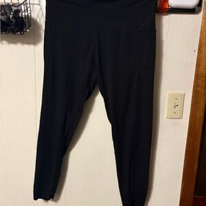 Amazon Essentials Black Leggings